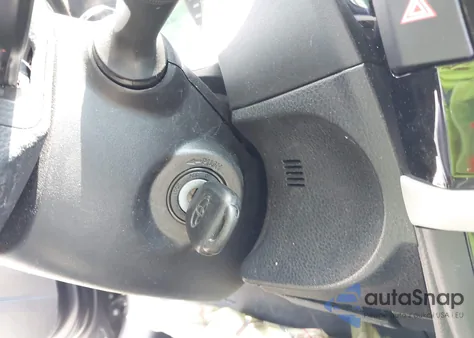 2016 Toyota Corolla Le из США, поврежденный, VIN 2T1BURHE2GC579462